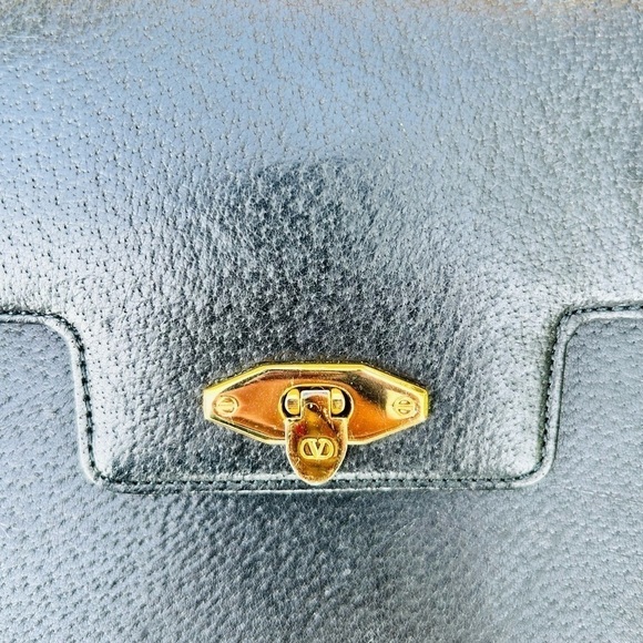 Valentino Garavani Midnight Black Leather Handbag Satchel. 🌸💝🌸 - Picture 8 of 13